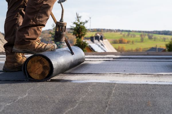 Flat Roof Tar Repair in Springfield